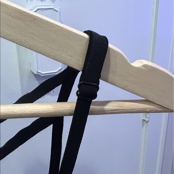 Style Loft Adjustable Tank Top - Picture 6 of 6